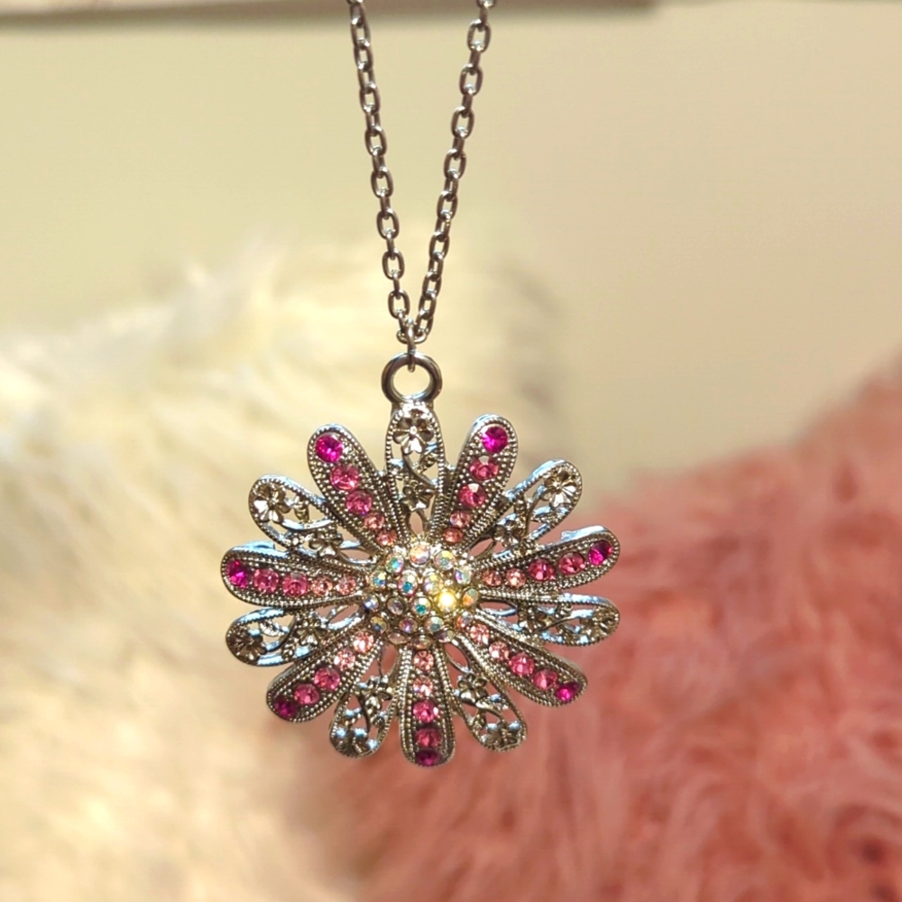 Rhinestone necklace